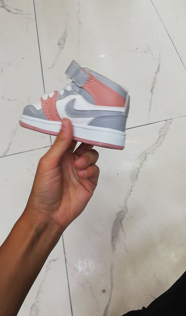 Nike Kız Çocuk Gri Spor Ayakkabı Velcro - Görsel 3