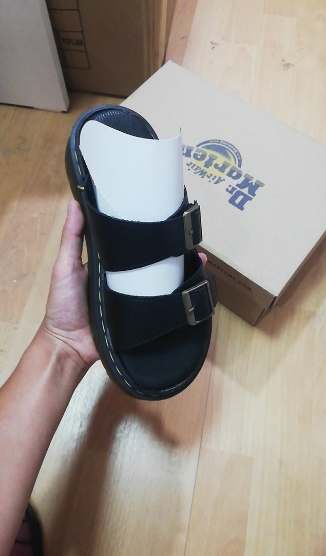 Kadın Siyah Tokalı Birkenstock Terlik - Görsel 4