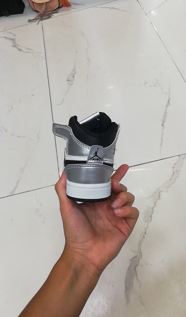 Nike Siyah Beyaz Basketbol Ayakkabısı - Görsel 4