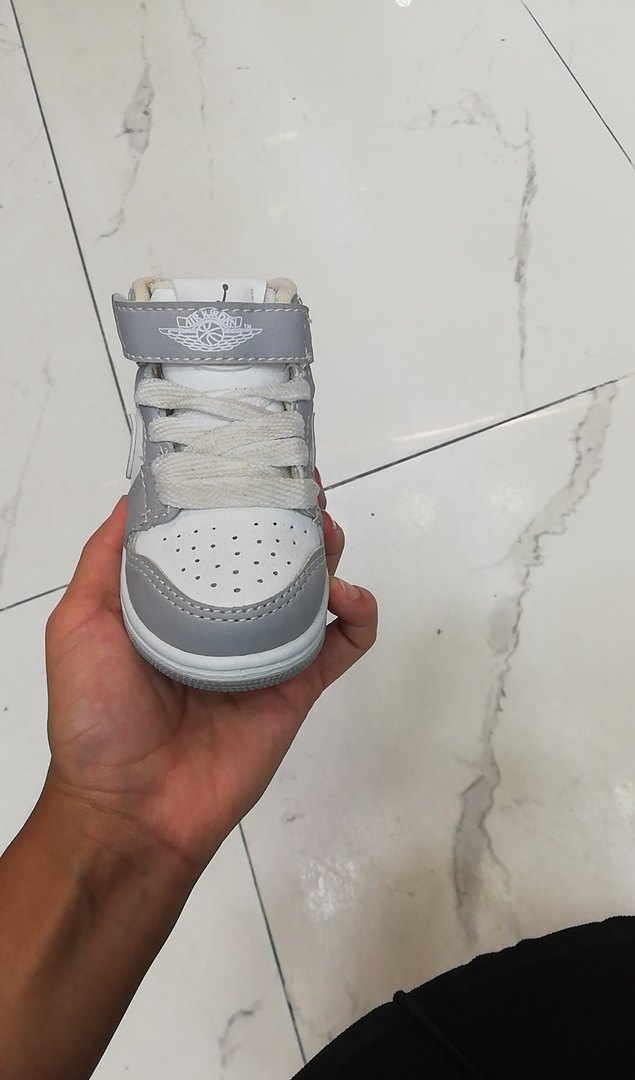 Nike Erkek Çocuk Gri Spor Ayakkabı - Görsel 2