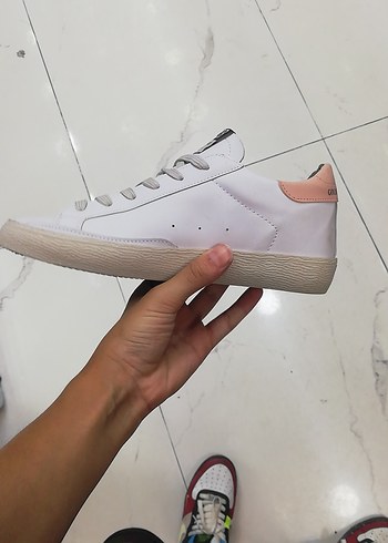 Golden Goose Deluxe Beyaz Bağcıklı Spor Ayakkabı - Görsel 3