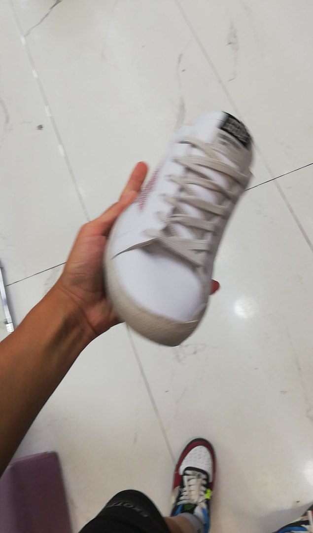 Golden Goose Deluxe Beyaz Bağcıklı Spor Ayakkabı - Görsel 2