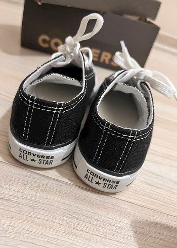 26 Beden siyah Renk Erkek Çocuk converse