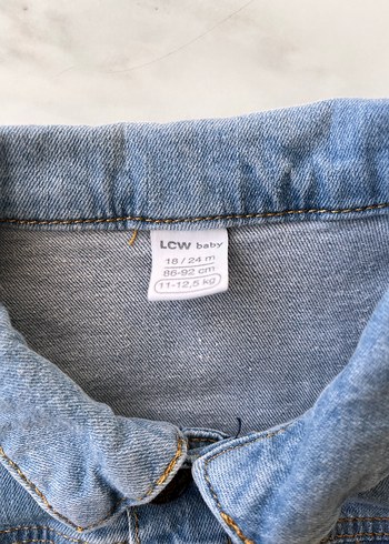 Çocuk Düğmeli Kot Ceket - Görsel 4