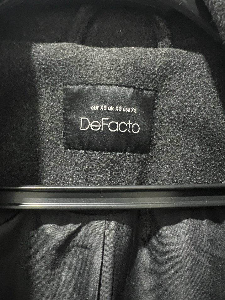 Siyah Çift Düğmeli Uzun Kaban - Görsel 3