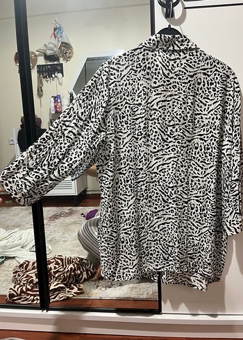 Zebra Desenli L beden temiz gömlek - Görsel 3
