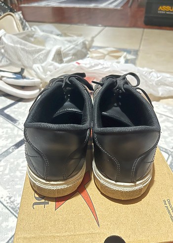 Siyah Bağcıklı Kadın Spor Ayakkabı - Görsel 3