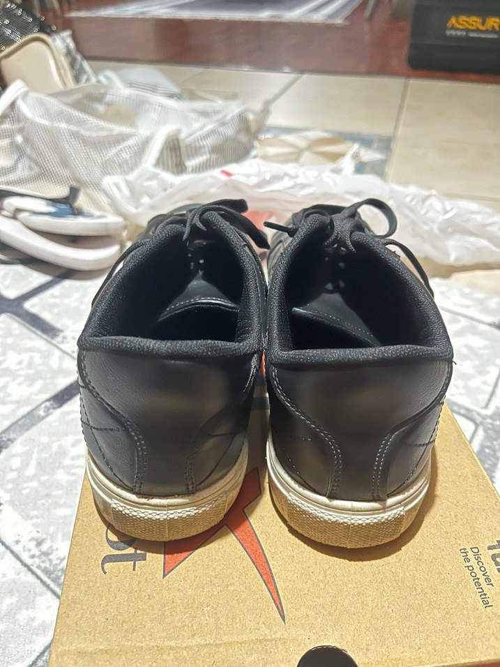 Siyah Bağcıklı Kadın Spor Ayakkabı - Görsel 3