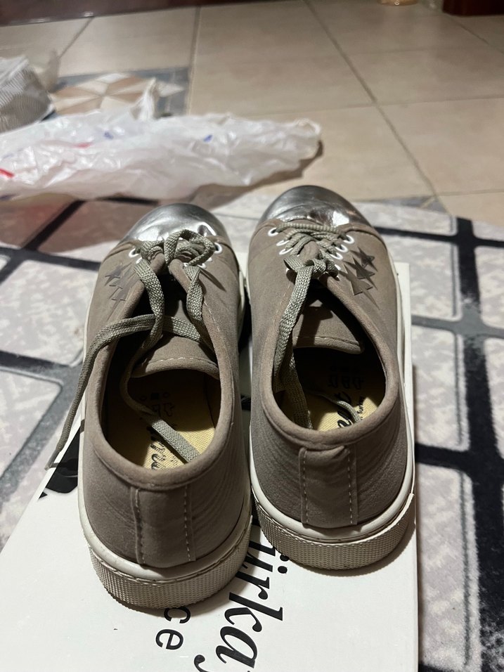 Gri Kadın Spor Ayakkabı Metalik Burunlu - Görsel 3