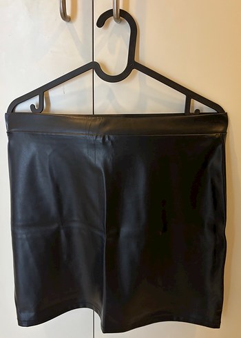 Deri Siyah Mini Etek Kemerli - Görsel 2