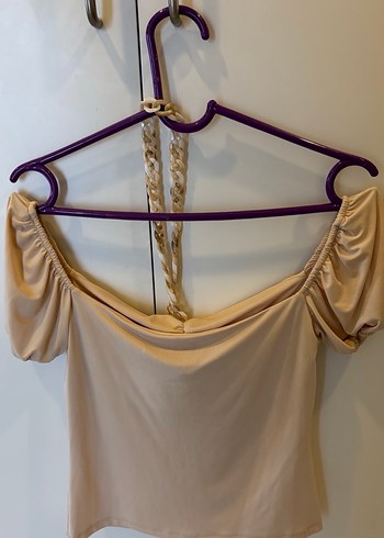 Zincir Detaylı Straplez Bej Bluz - Görsel 4