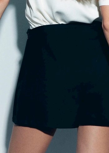 Siyah Pilili Mini Şort Etek - Görsel 3