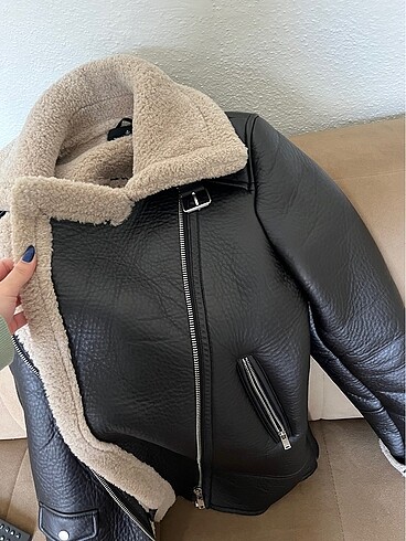 xs Beden siyah Renk STRADIVARIUS CEKET MONT