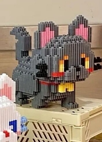bir adet lego 