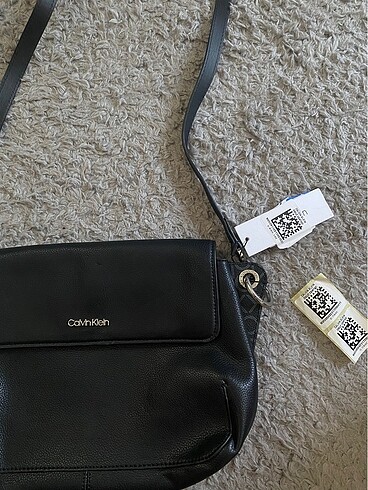 CALVIN KLEIN ASKILI ÇANTA SIFIR