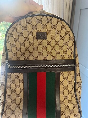 A kalıte gucci sırt cantası hıc bır kusuru yoktur