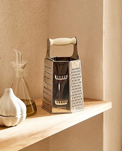Zara Home çelik dikey rende
