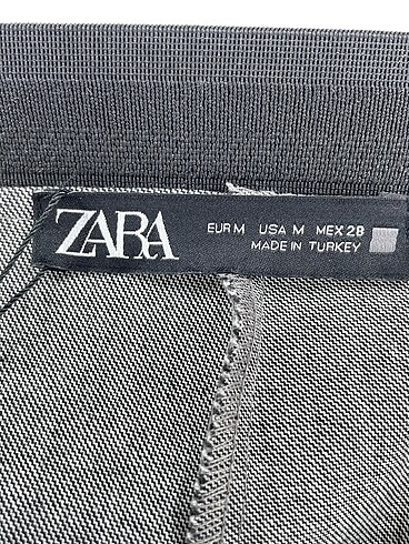 m Beden gri Renk Zara Kumaş Pantolon %70 İndirimli.