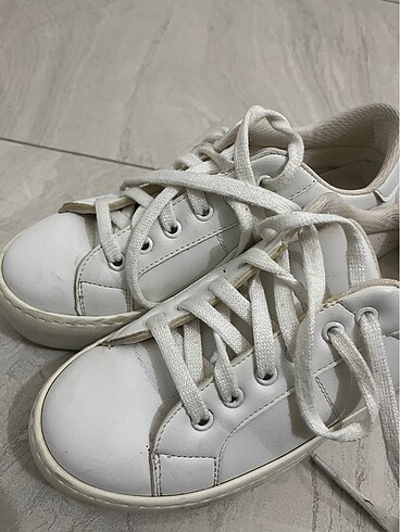 Hotiç sneaker