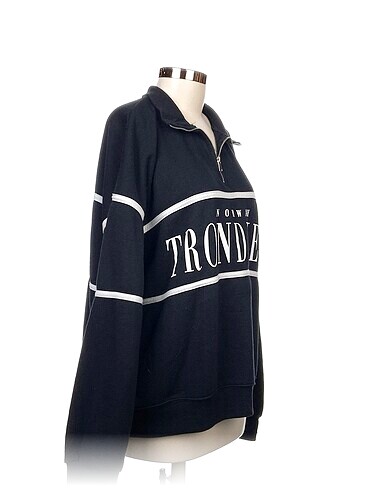 Bershka Bershka Sweatshirt %70 İndirimli.