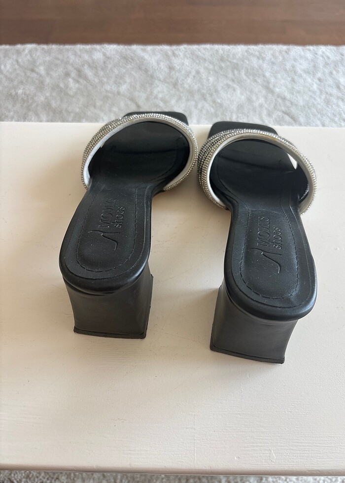 Parıltılı çok rahat terlik - Görsel 3