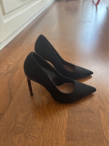 36 Beden siyah Renk Zara siyah süet stiletto
