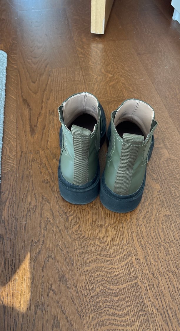 Zara haki renk bot . Çok temiz ve az kullanılmış - Görsel 2