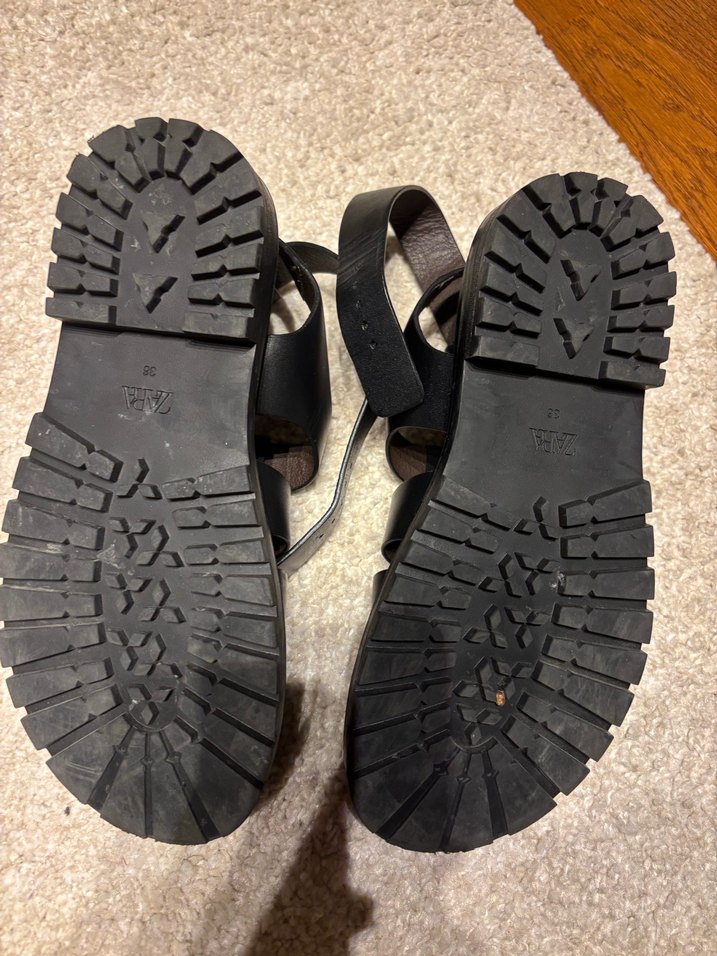 Zara siyah sandalet - Görsel 4