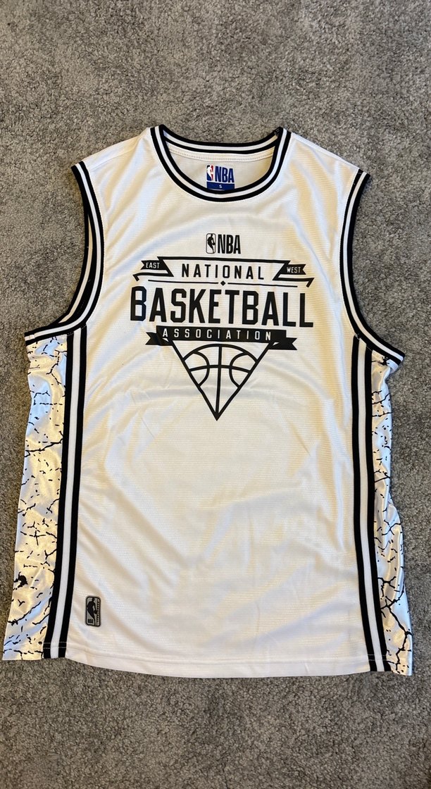 Erkek Beyaz Baskılı Kolsuz Basketbol Forması - Görsel 2