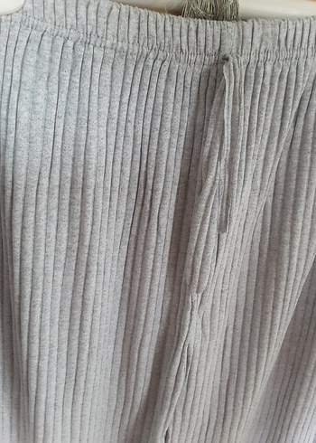 Gri Piliseli Kadın Pantolon - Görsel 4