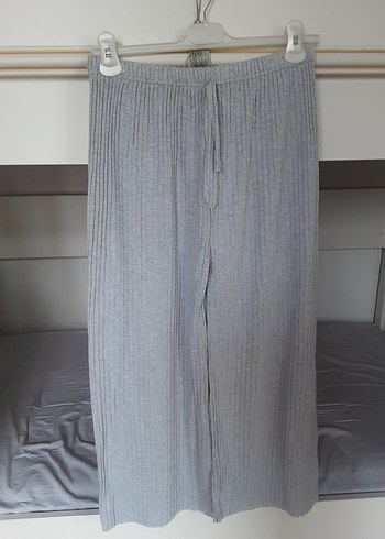 Gri Piliseli Kadın Pantolon - Görsel 2