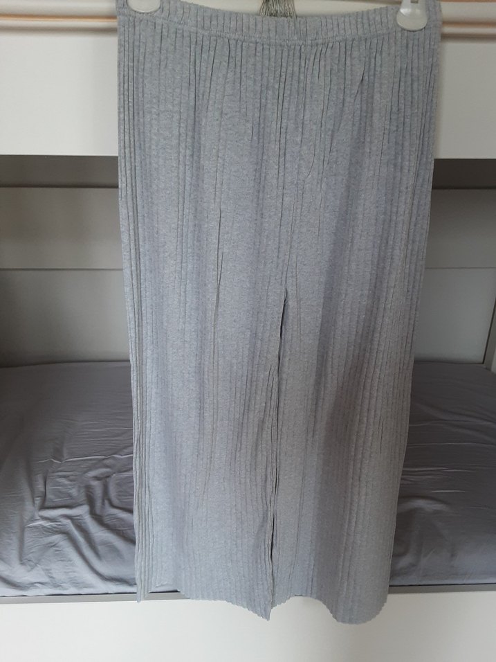 Gri Piliseli Kadın Pantolon - Görsel 3