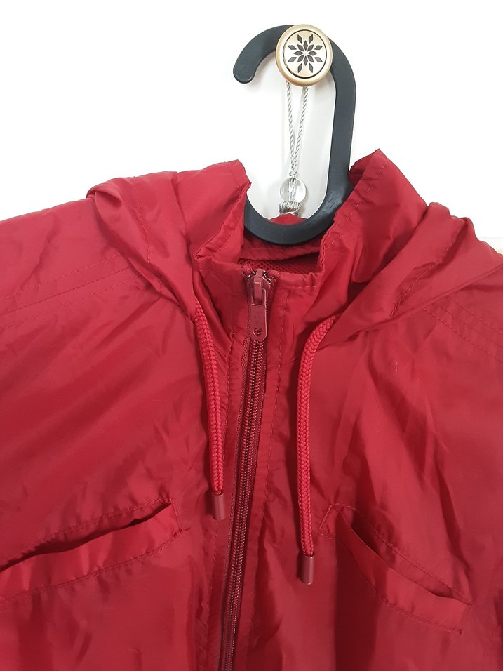 Kadın Kırmızı Fermuarlı yağmurluk - Görsel 5