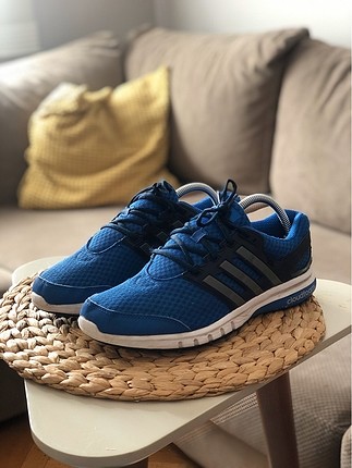 Adidas spor ayakkabı