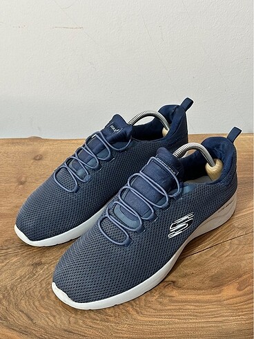 Skechers spor ayakkabı