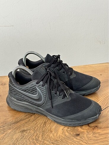 Nike spor ayakkabı