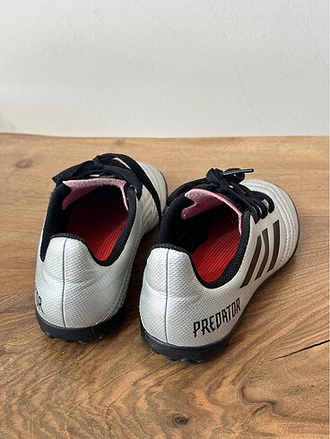 30 Beden gri Renk Adidas çocuk halı saha