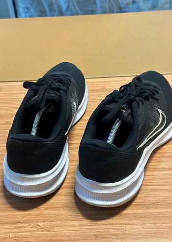 Nike spor ayakkabı - Görsel 4