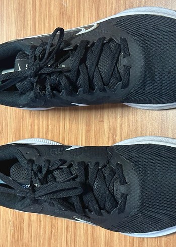Nike spor ayakkabı - Görsel 2