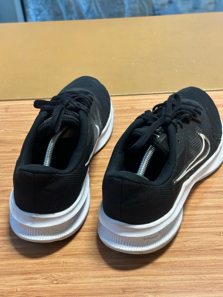 Nike spor ayakkabı - Görsel 4