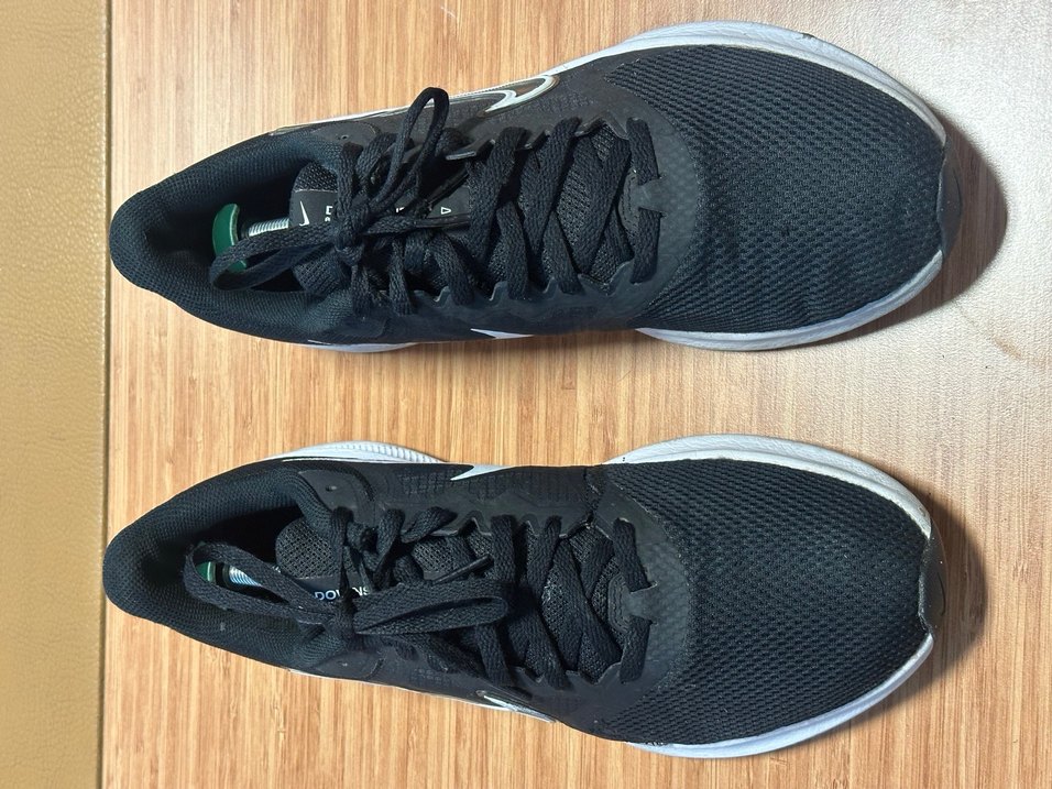 Nike spor ayakkabı - Görsel 2