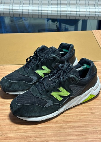 New Balance tek ebat