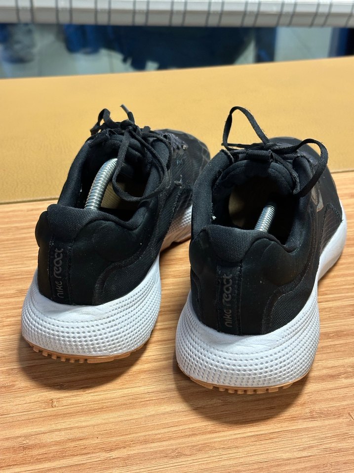 Nike Siyah Spor Ayakkabı Rahat Tasarım - Görsel 4