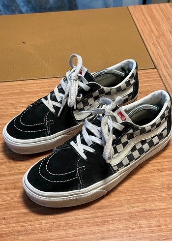 vans 42