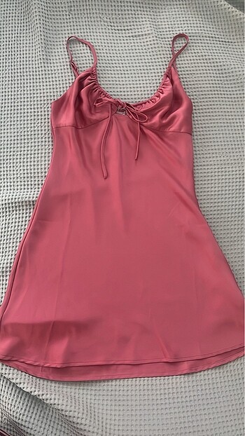 s Beden Bershka saten mini elbise