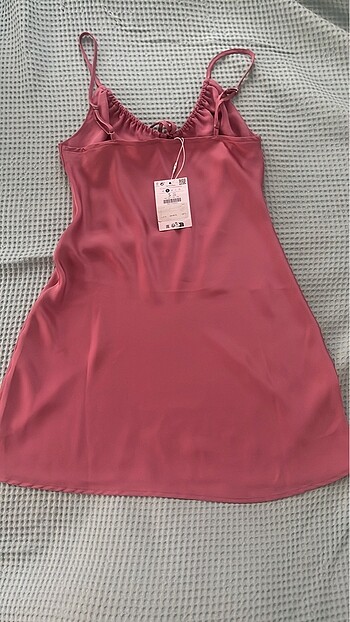s Beden pembe Renk Bershka saten mini elbise