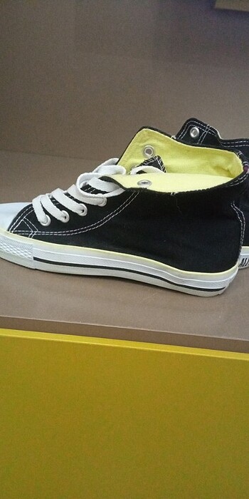 37 Beden siyah Renk Converse 