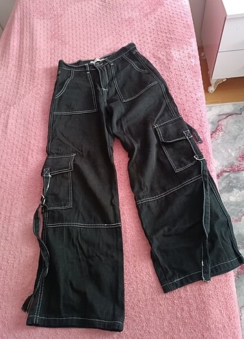 Diğer Beyaz dikişli siyah jean