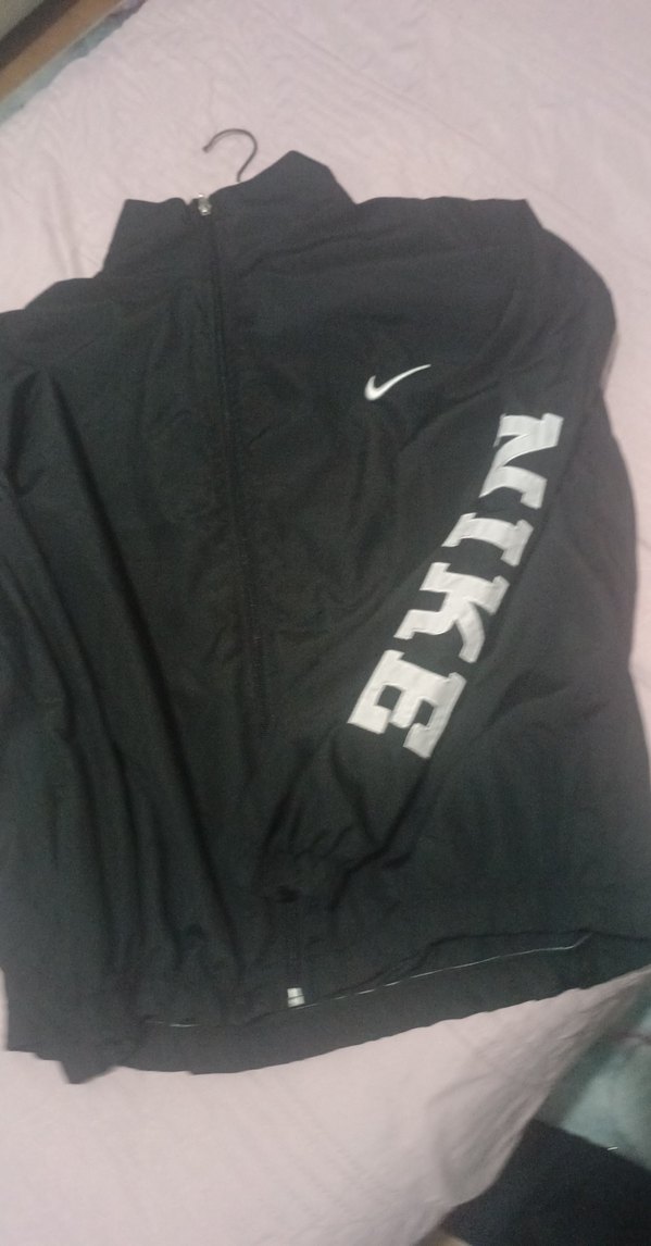 Nike Siyah Fermuarlı Rüzgarlık - Görsel 5