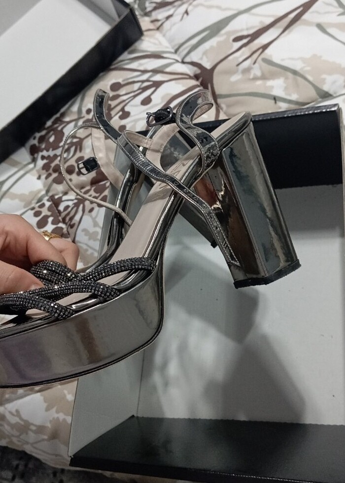 Platform topuklu ayakkabı  - Görsel 4